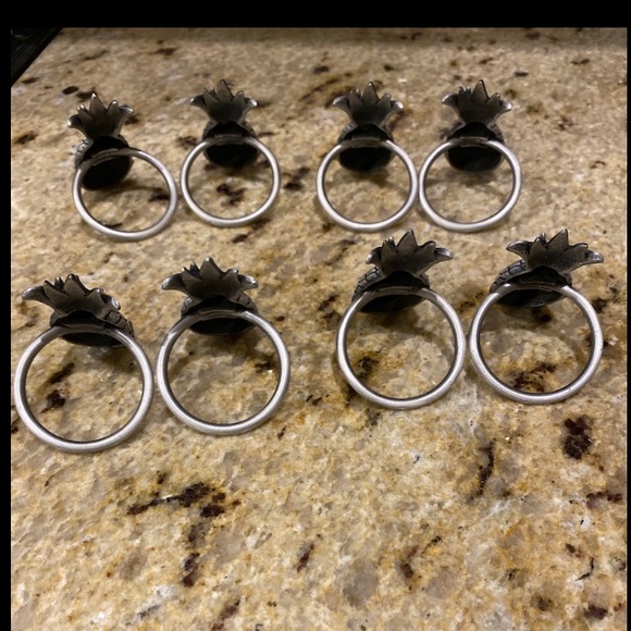Pineapple 🍍 Napkin Rings / Napkin Holders (8) - Picture 2 of 3